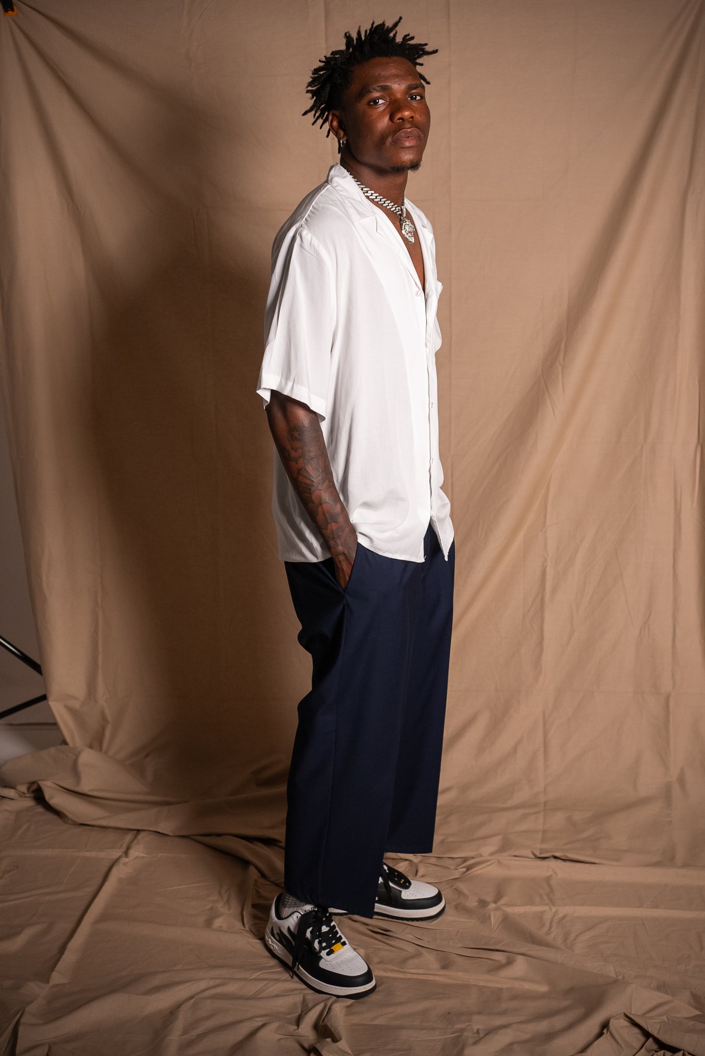 BLACK CIRCUS-OVERSIZED RELAXED PANTS (Navy Blue)